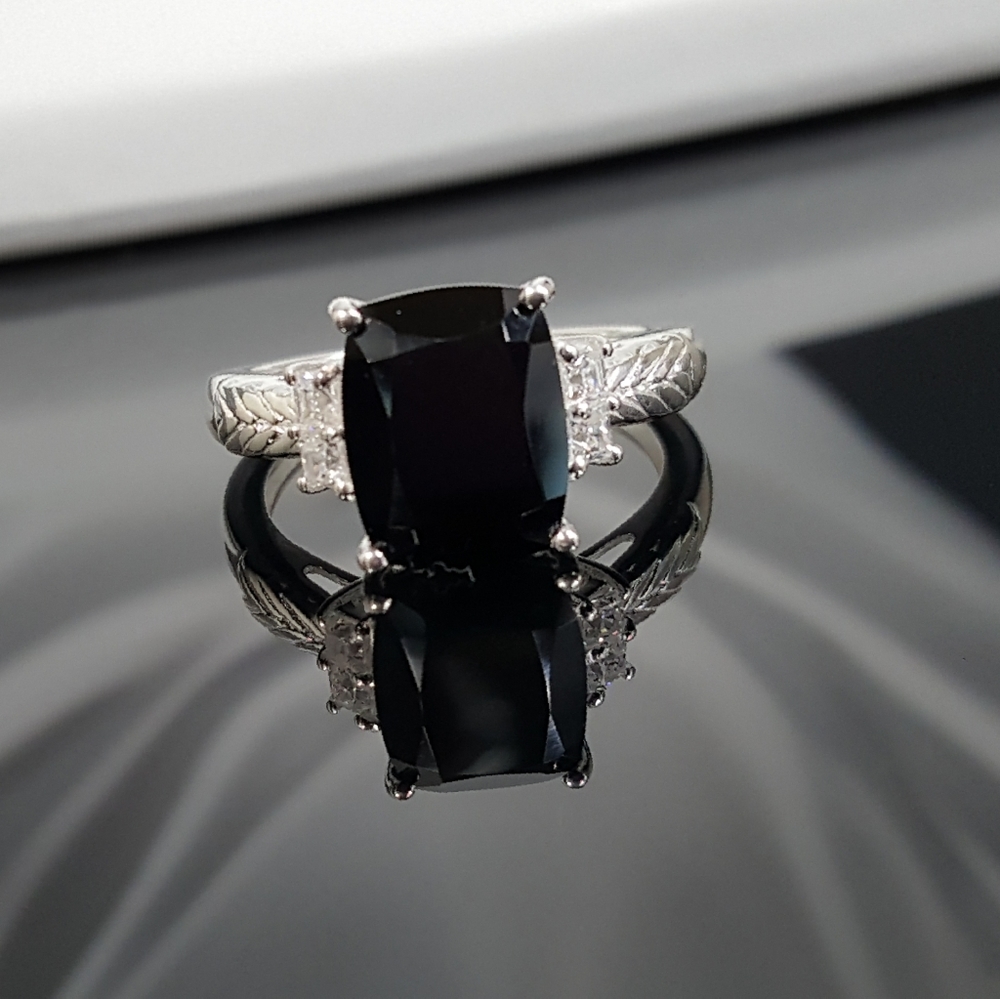 Thai Black Spinel Ring